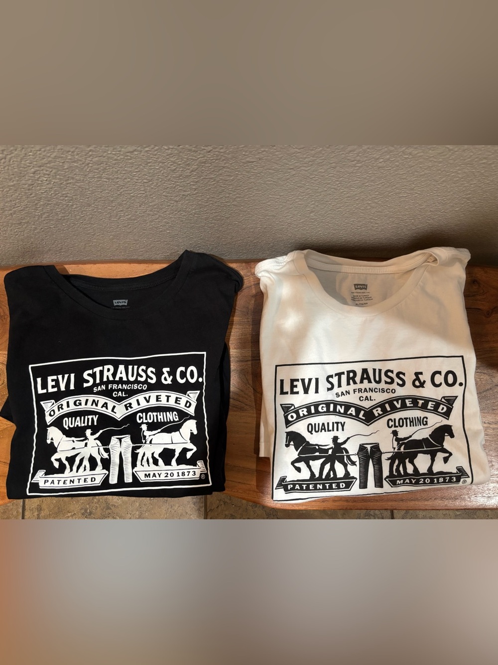 Levi's  Graphic Tee Set - Black & White